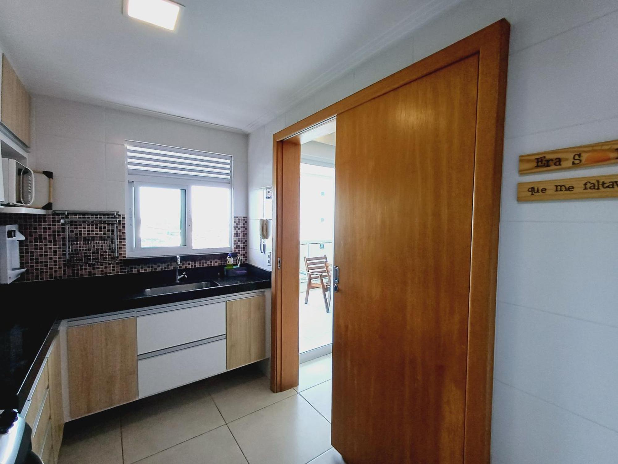Apto Com Vista O Mar, Ar Cond. E Wifi Apartment *
